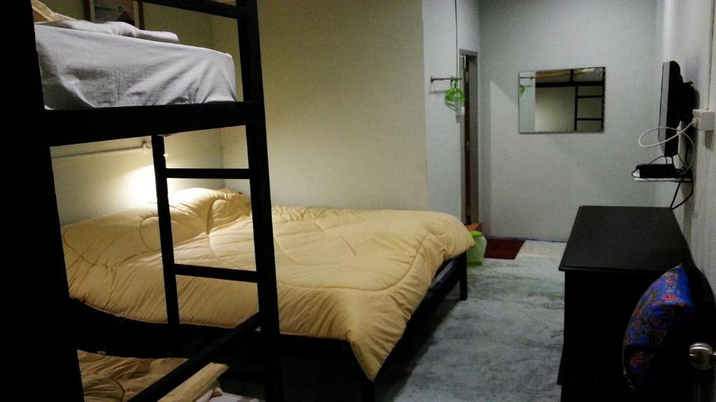 Gotum Hostel 1 Phuket Zewnętrze zdjęcie