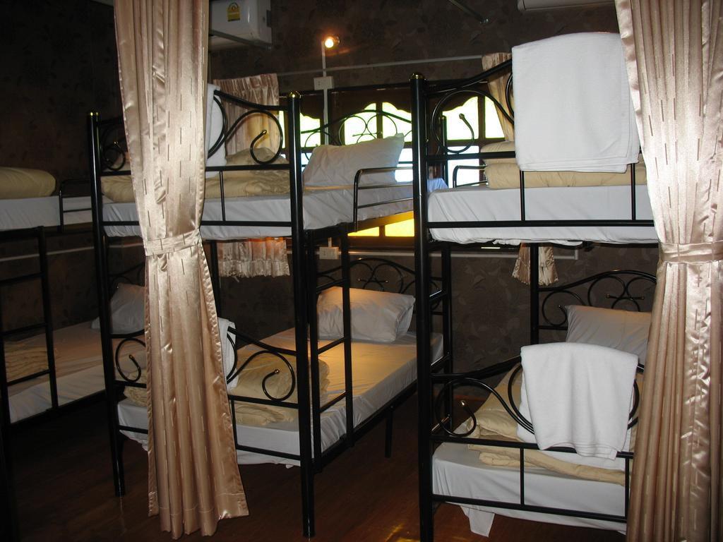 Gotum Hostel 1 Phuket Zewnętrze zdjęcie