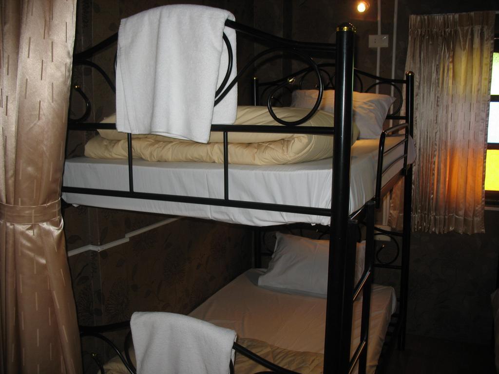 Gotum Hostel 1 Phuket Zewnętrze zdjęcie